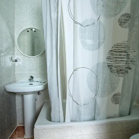 ゲストハウス ホスタル サンタ バーバラ トレド