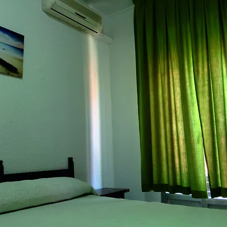 ホスタル サンタ バーバラ *