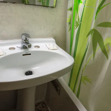 ゲストハウス ホスタル サンタ バーバラ