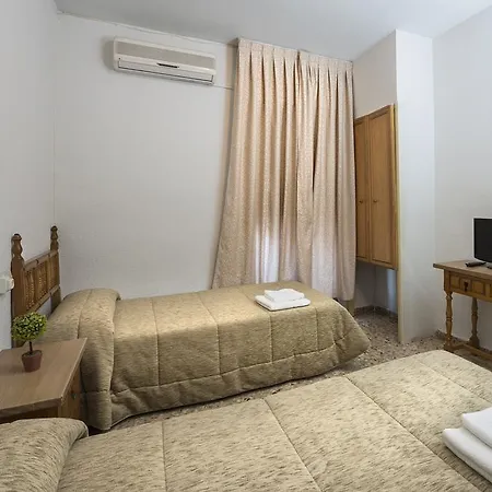 ゲストハウス ホスタル サンタ バーバラ トレド