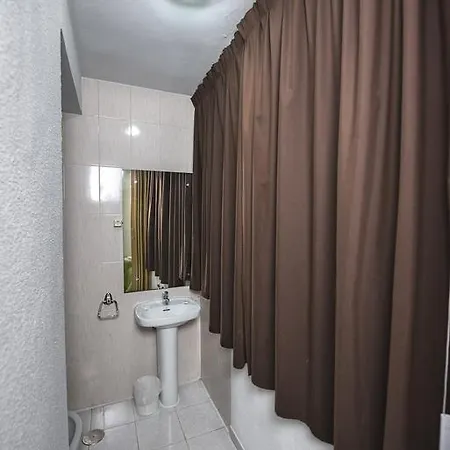 ホスタル サンタ バーバラ *