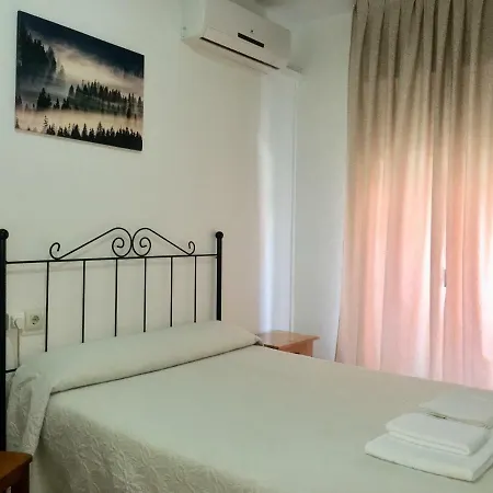 ゲストハウス ホスタル サンタ バーバラ トレド